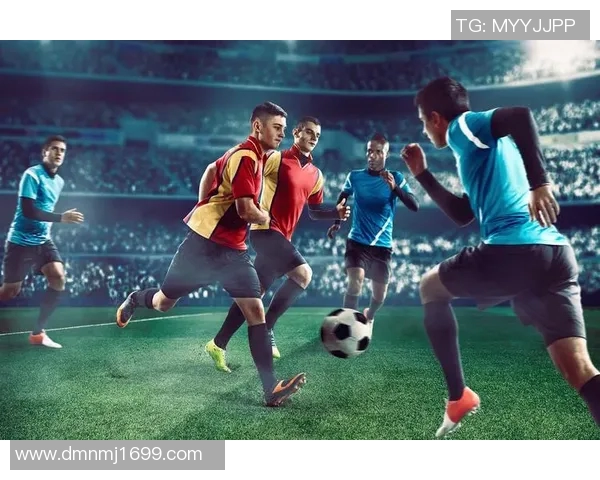 冈山绿雏与赞岐的激烈对决展现足球魅力与团队精神